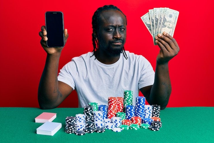 Antarmuka aplikasi mobile toman toto yang menampilkan berbagai kategori permainan live